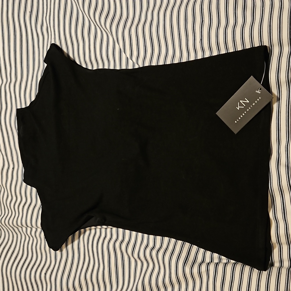 NWT Klassy Network mock neck top
